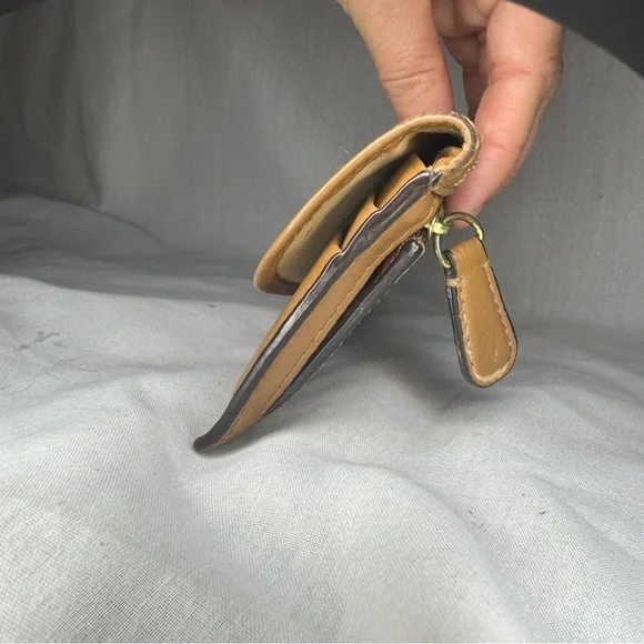 🤎 Coach Classic Tan Leather Snap Wallet - Picture 4 of 7